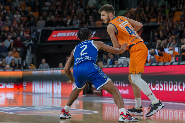 曼联还显得 曼联还显得