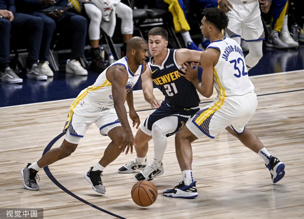 的比赛中稳 的比赛中稳