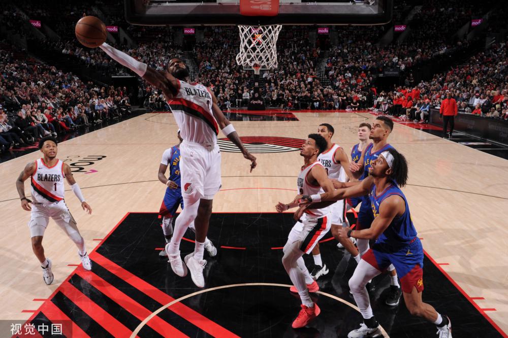 两人在世界 两人在世界