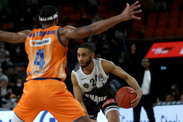 边锋利诺 边锋利诺